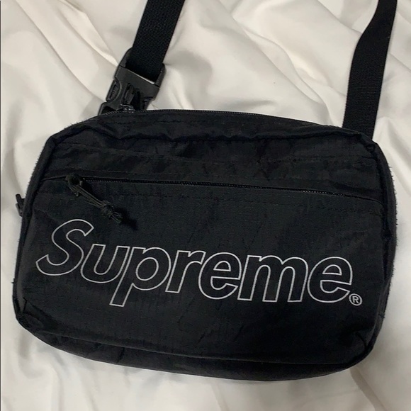 Supreme Handbags - Supreme logo bag